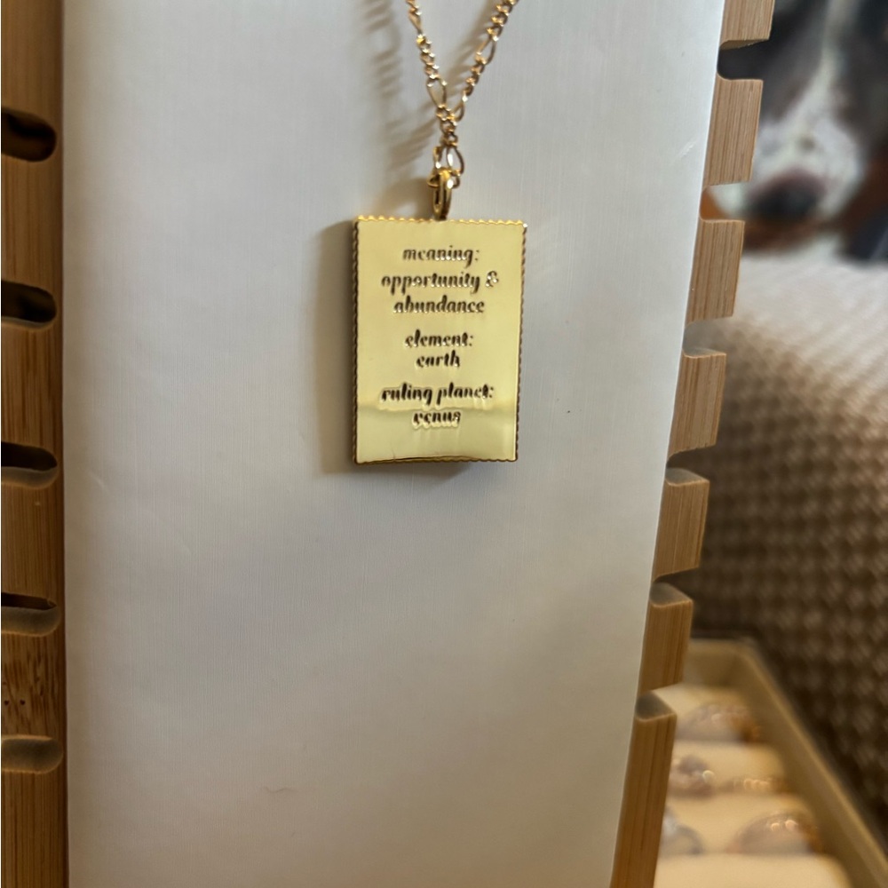 Tarot NWT + Original Card, Bag Baublebar Tarot Card Necklace Empress - Picture 6 of 8
